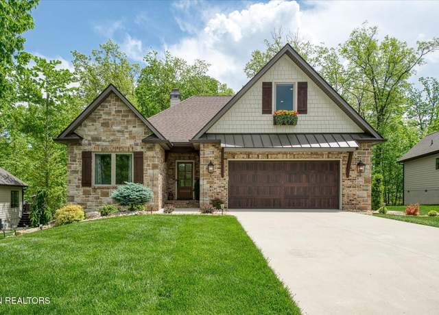 Property at 65 Oak Leaf Cir, Crossville, TN 38558, 3 beds, 3 baths