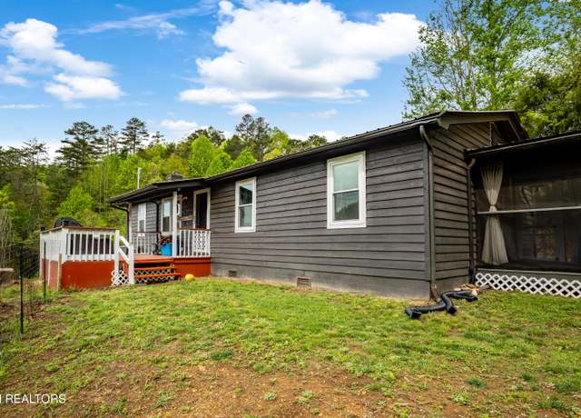 Property at 3881 Richardson Cove Rd, Sevierville, TN 37876, 2 beds, 2 baths