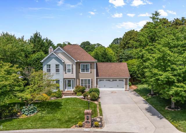 Property at 2119 Pewter Dr, Knoxville, TN 37909, 3 beds, 2.5 baths