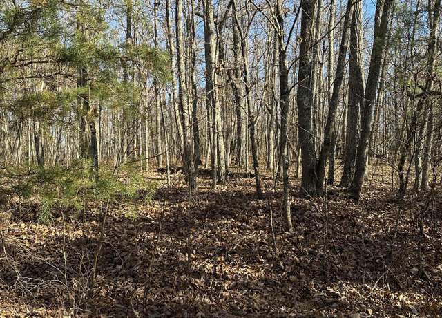 Property at 247 Albemarle Cir, Crossville, TN 38558