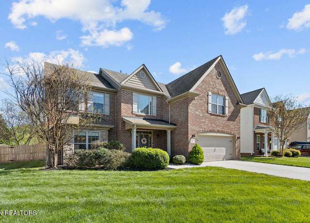 Property at 1954 Piperton Ln, Knoxville, TN 37931, 4 beds, 2.5 baths