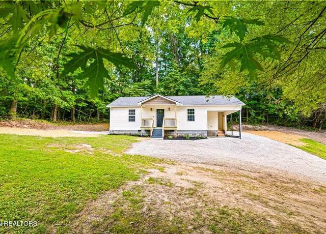 Property at 353 Mcdeerman Rd, Jacksboro, TN 37757, 2 beds, 1 bath