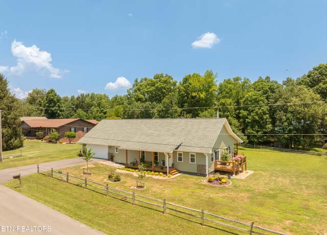 Property at 3138 Laurelwood Ln, Sevierville, TN 37862, 2 beds, 2 baths