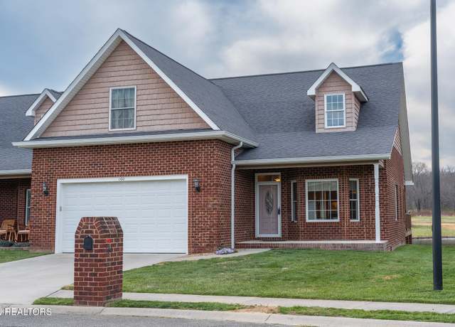 Property at 160 Genesis Ave, Crossville, TN 38571, 3 beds, 3 baths