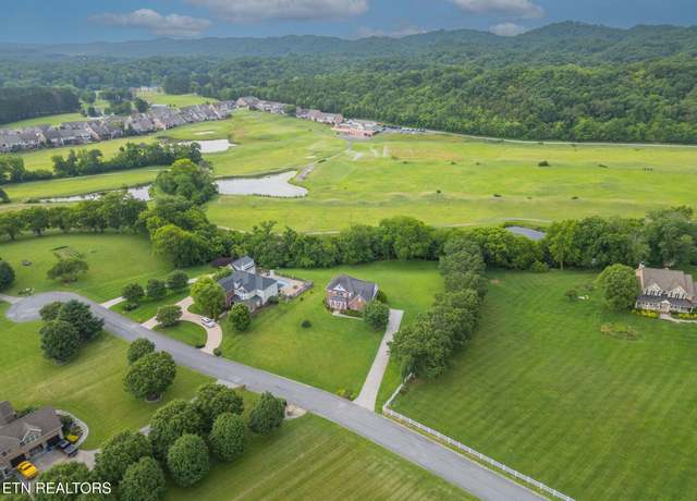 Property at 1010 Creek Brook Ln, Seymour, TN 37865, 4 beds, 3 baths
