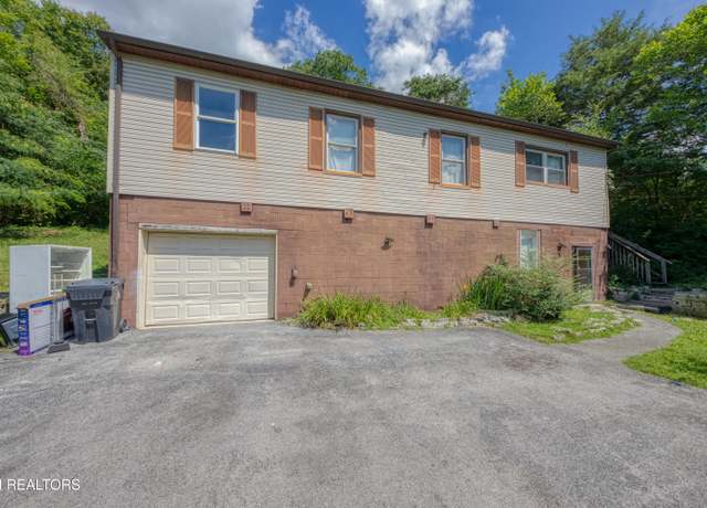 Property at 3515 Greenway Dr, Knoxville, TN 37918, 3 beds, 2 baths