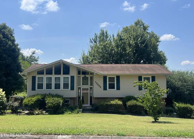 Property at 12004 Midhurst Dr #3, Knoxville, TN 37934, 4 beds, 2 baths