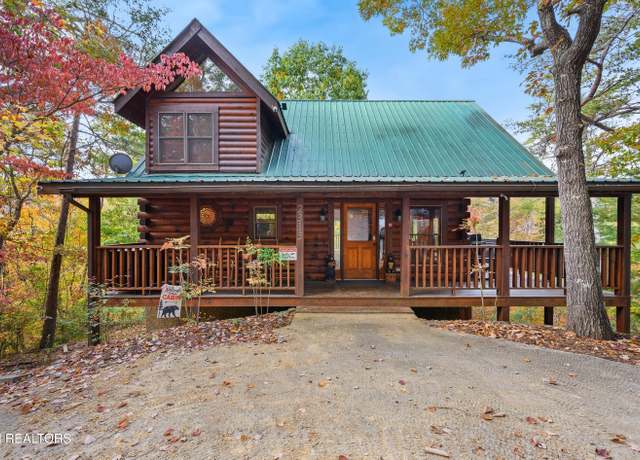 Property at 2313 Laughing Bear Way, Sevierville, TN 37876, 2 beds, 3 baths