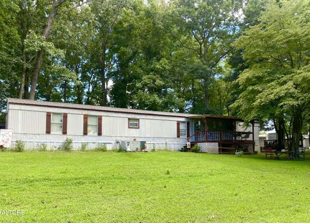 Property at 526 Forkners Chapel Rd, Sweetwater, TN 37874, 3 beds, 2 baths
