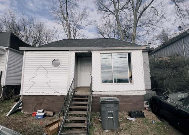 Property at 1233 Virginia Ave, Knoxville, TN 37921, 3 beds, 1 bath