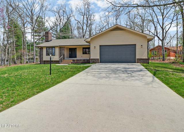 Property at 28 Overlook Ter, Crossville, TN 38558, 3 beds, 2 baths