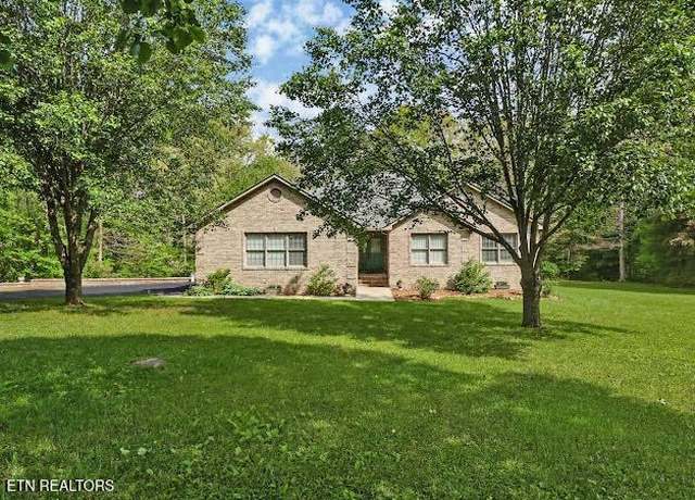 Property at 55 Rocky Ln, Crossville, TN 38571, 3 beds, 2 baths