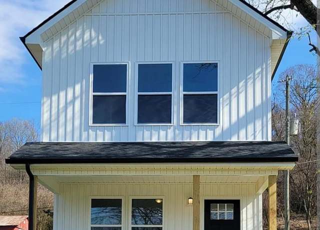 Property at 1508 Tennessee Ave, Knoxville, TN 37921, 2 beds, 1.5 baths