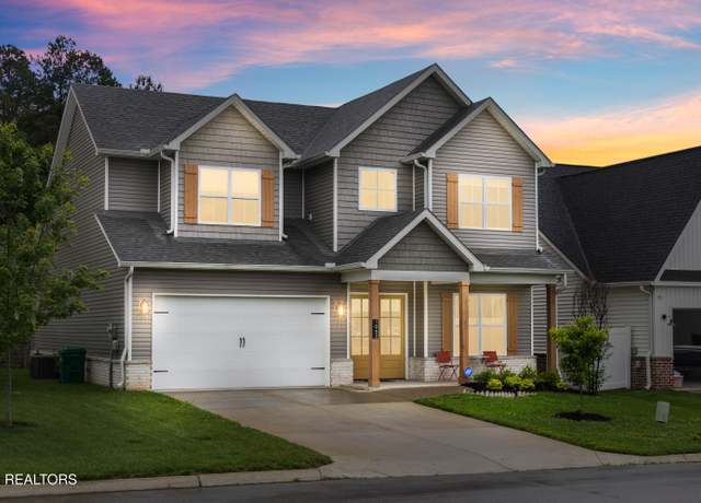 Property at 1062 Belle Pond Ave, Knoxville, TN 37932, 5 beds, 3 baths
