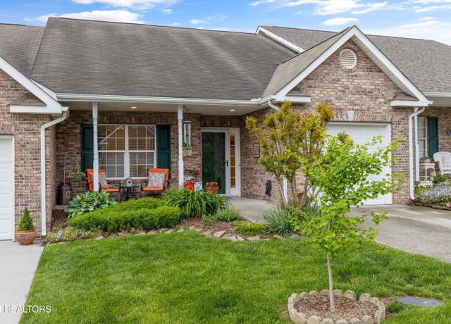 Property at 1660 Emerald Pointe Ln, Knoxville, TN 37918, 2 beds, 2 baths