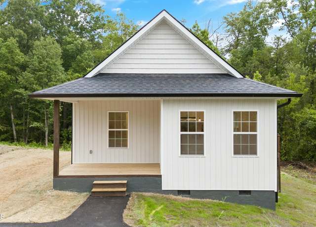 Property at 2340 Scenic Mountain Dr, Sevierville, TN 37876, 3 beds, 2 baths