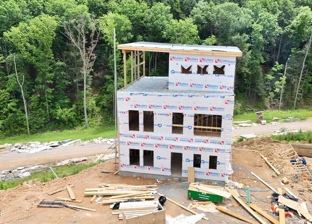 Property at 2957 Tipi Way, Pigeon Forge, TN 37863, 3 beds, 4.5 baths
