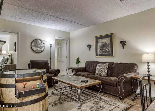 Property at 413 Baskins Creek Rd #501, Gatlinburg, TN 37738, 3 beds, 3 baths