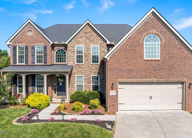Property at 1915 Dark Sky Ln, Knoxville, TN 37932, 5 beds, 3 baths