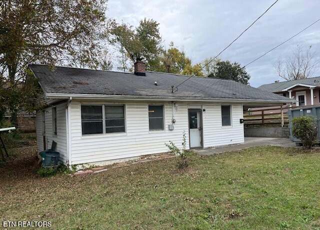 Property at 103 Parsons Road Rd, Oak Ridge, TN 37830, 2 beds, 1 bath