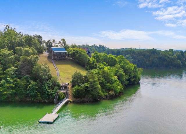 Property at 702 Chris Way Way, Sevierville, TN 37876, 3 beds, 2 baths