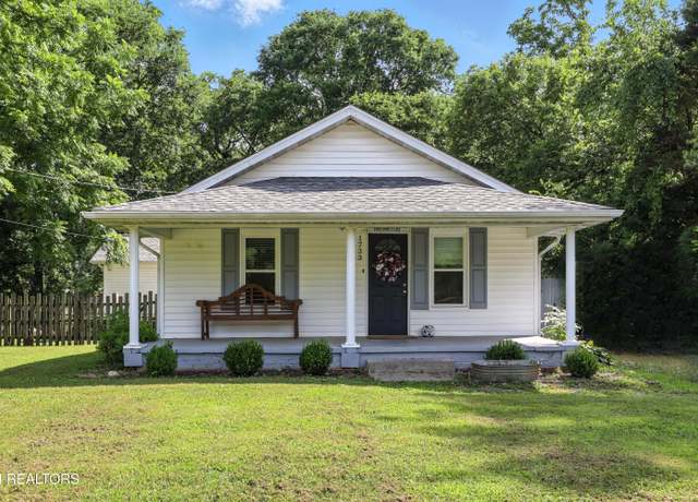 Property at 1733 Forster St, Maryville, TN 37803, 3 beds, 2 baths
