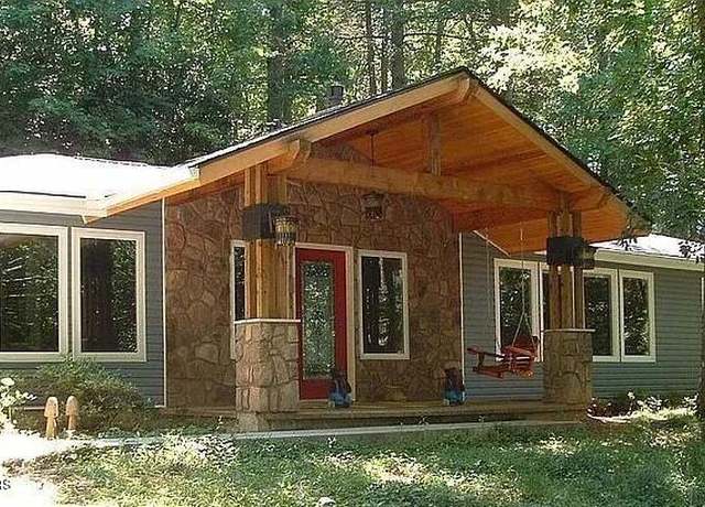 Property at 216 Mockingbird Dr, Gatlinburg, TN 37738, 2 beds, 1.5 baths