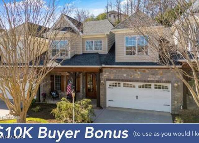 Property at 425 Grove Branch Ln, Knoxville, TN 37922, 3 beds, 2.5 baths