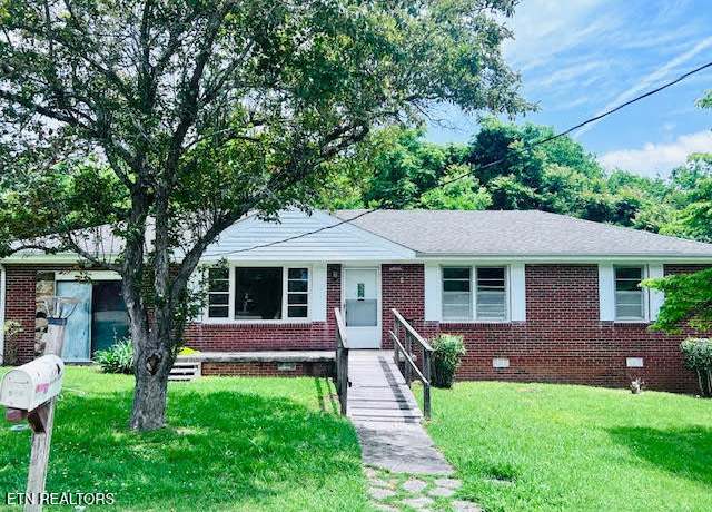 Property at 510 High Point Cir, Kingston, TN 37763, 3 beds, 1 bath