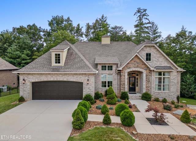 Property at 10 Inwood Dr, Crossville, TN 38558, 3 beds, 2.5 baths