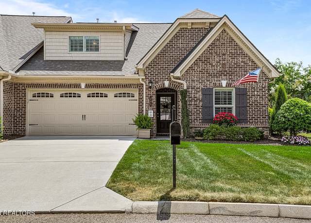 Property at 404 Grove Branch Ln, Knoxville, TN 37922, 3 beds, 3 baths