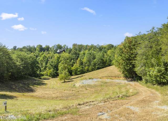 Property at 910 Debras Way, Sevierville, TN 37876