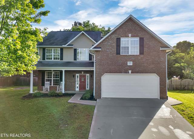 Property at 7309 Slippery Rock Ln, Knoxville, TN 37931, 4 beds, 3.5 baths