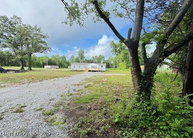 Property at 724 Old Cemetery Rd, Madisonville, TN 37354, 3 beds, 2 baths