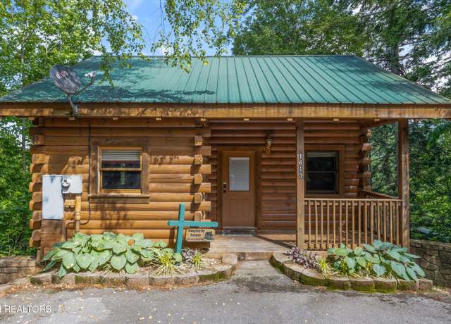 Property at 1613 Misty Hollow Way, Gatlinburg, TN 37738, 1 bed, 1.5 baths