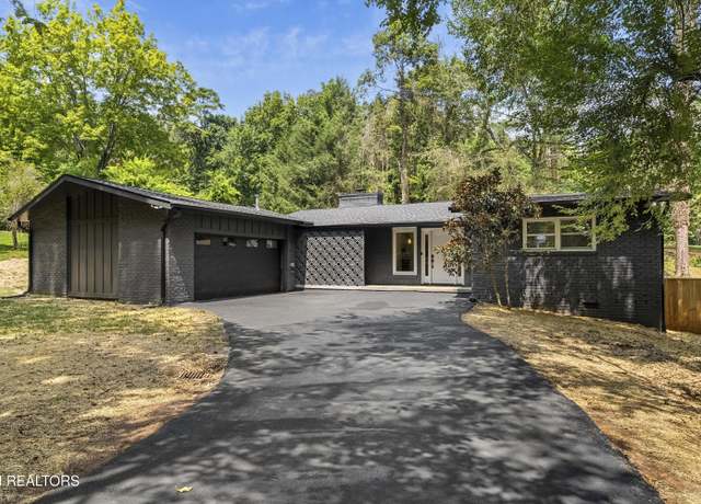 Property at 5409 SW Mockingbird Dr, Knoxville, TN 37919, 3 beds, 2 baths