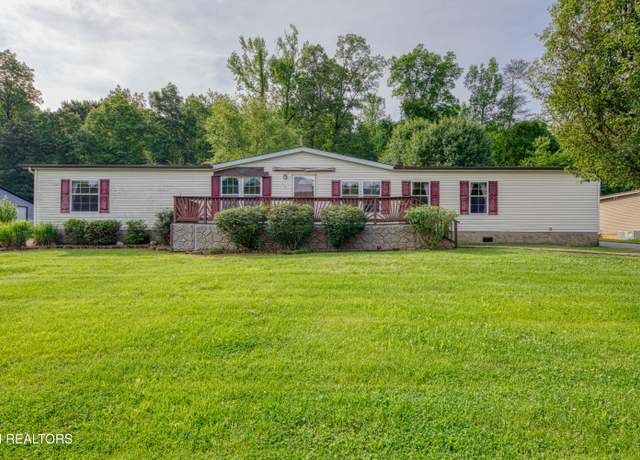 Property at 310 Abbott Rd, Lenoir City, TN 37771, 3 beds, 2.5 baths