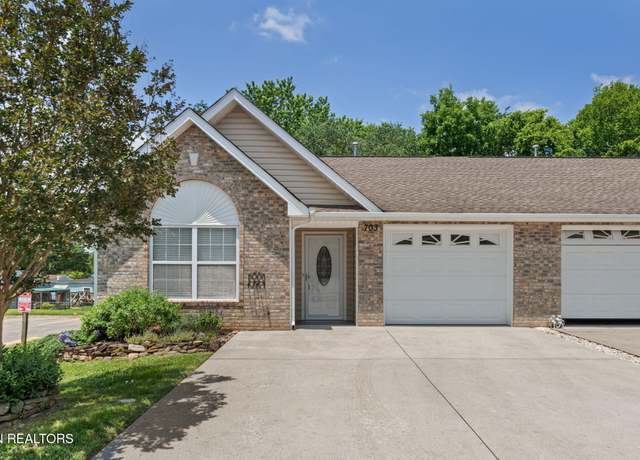 Property at 703 Graham Way, Knoxville, TN 37912, 2 beds, 2 baths