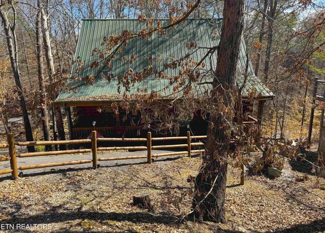 Property at 656 Forest Dr, Pigeon Forge, TN 37863, 1 bed, 1 bath
