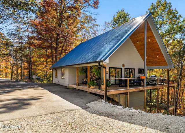 Property at 1628 Ridge Rd, Caryville, TN 37714, 5 beds, 3 baths