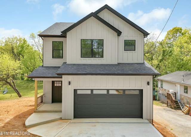 Property at 117 SW Maxey St, Knoxville, TN 37996, 3 beds, 2.5 baths
