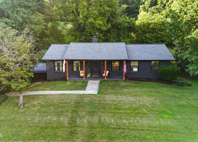 Property at 1501 Cedar Ln, Knoxville, TN 37918, 3 beds, 3 baths