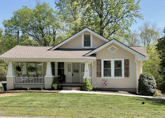 Property at 2312 Woodrow Dr, Knoxville, TN 37918, 3 beds, 1.5 baths