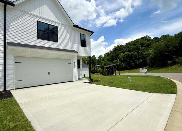 Property at 8852 Chapman Trace Way, Knoxville, TN 37920, 3 beds, 2.5 baths