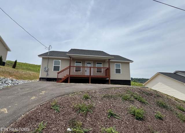 Property at 3288 Parker Blvd, Kodak, TN 37764, 3 beds, 2 baths