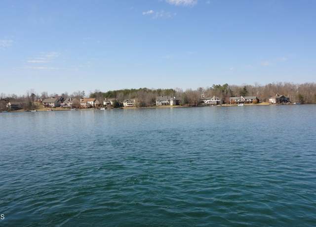 Property at 41 Chelteham Ln, Crossville, TN 38558