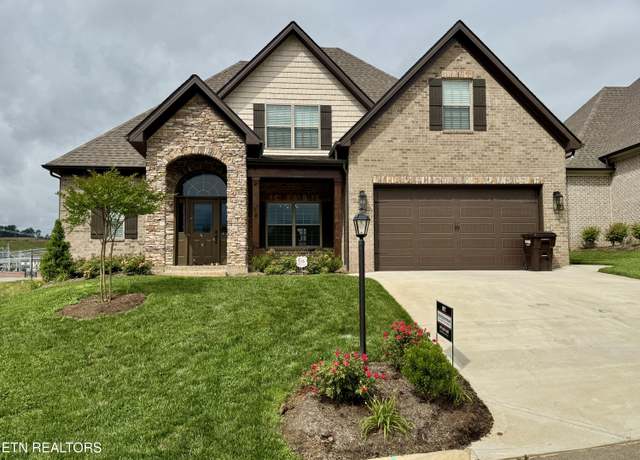Property at 2107 Lantern Park Ln, Knoxville, TN 37932, 4 beds, 3.5 baths