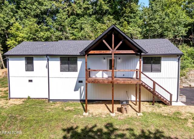Property at 101 Larry Dr, Knoxville, TN 37920, 4 beds, 2 baths