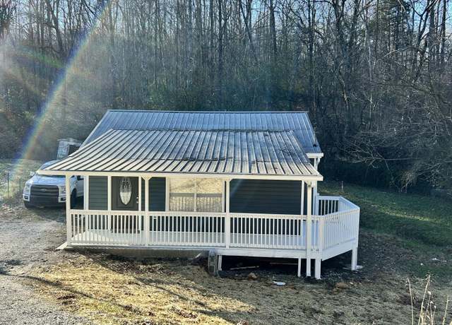 Property at 406 Woolsey Rd, Harriman, TN 37748, 3 beds, 2 baths