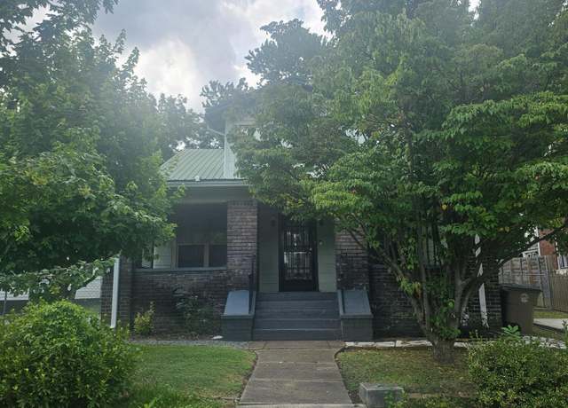 Property at 2531 Woodbine Ave, Knoxville, TN 37914, 5 beds, 2 baths